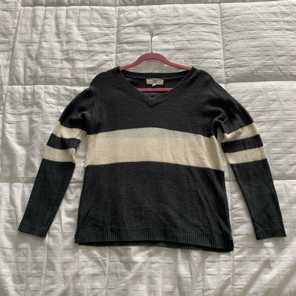 Gray and white striped v-neck sweater. Size S.